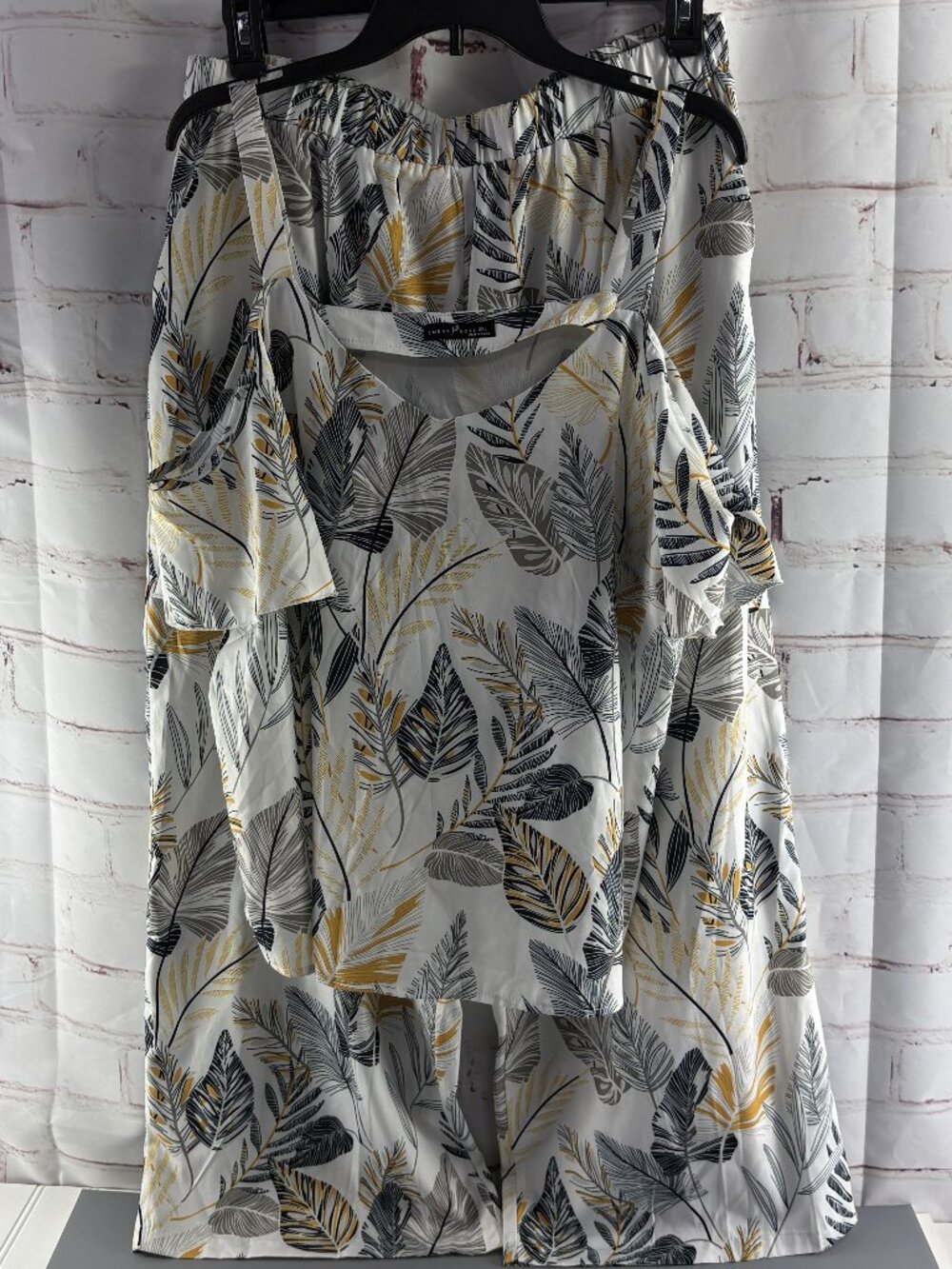 Emery Rose 2 Piece Set Open Shoulder Tank Top / Pants White Tropical Print 2XL